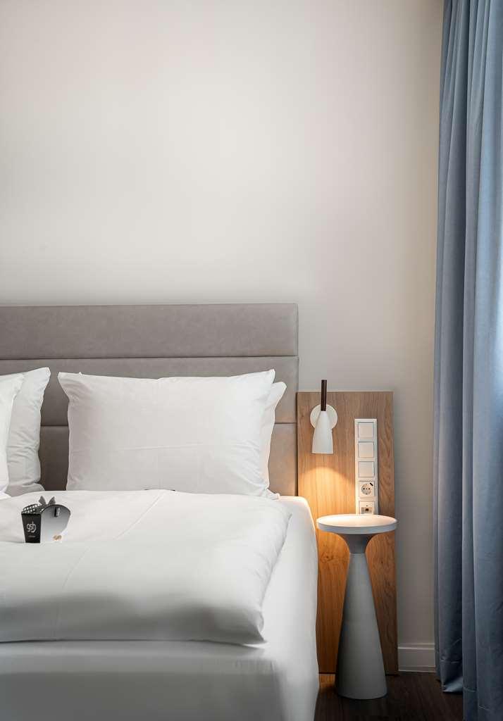 Elaya Hotel Oberhausen Ehemals Ana Living Oberhausen By Arthotel Ana Номер фото